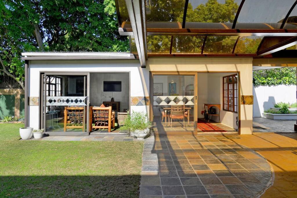 Mawethu Peaceful Garden With Covered Pool And Braai Area Città del Capo Esterno foto